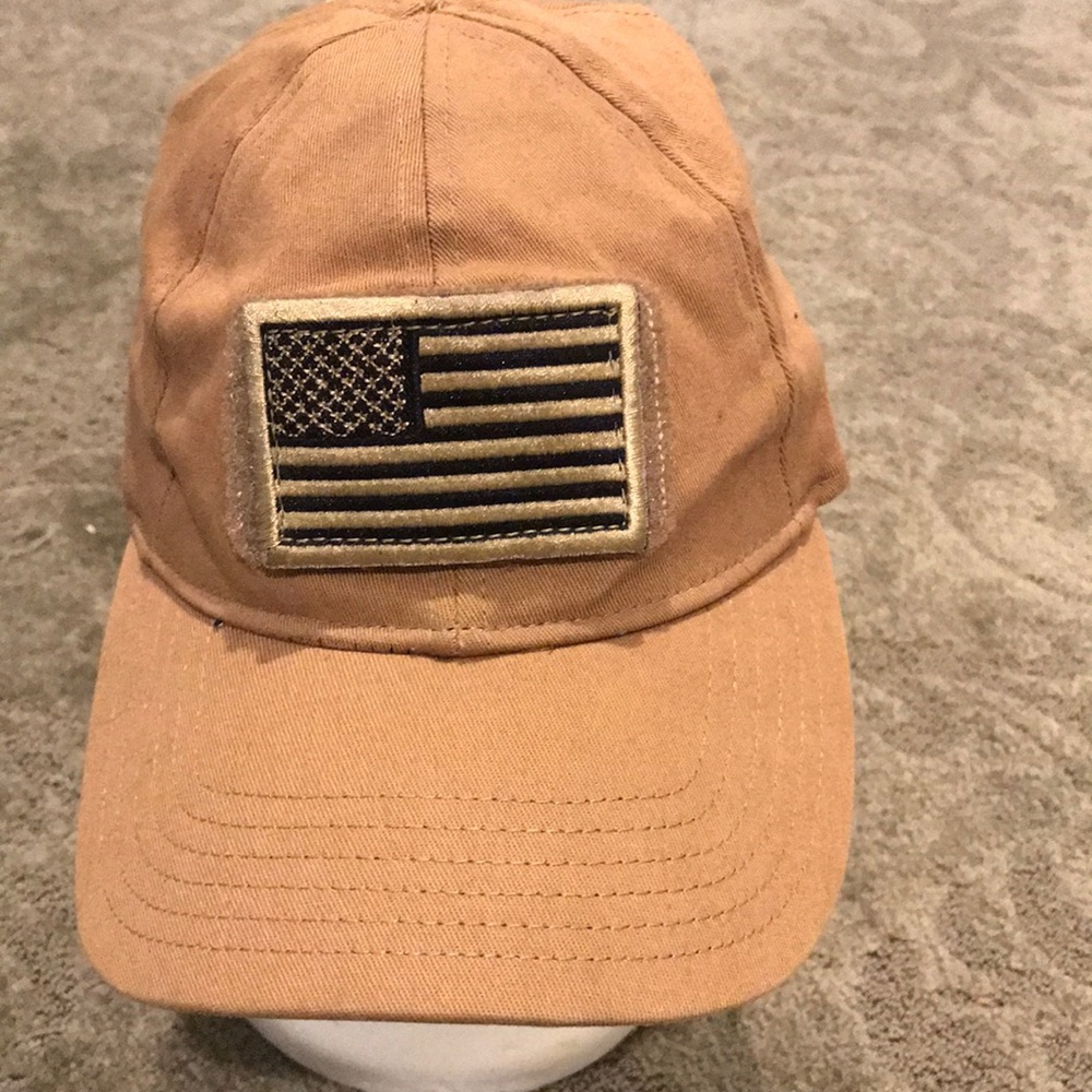 Oakley baseball style cap